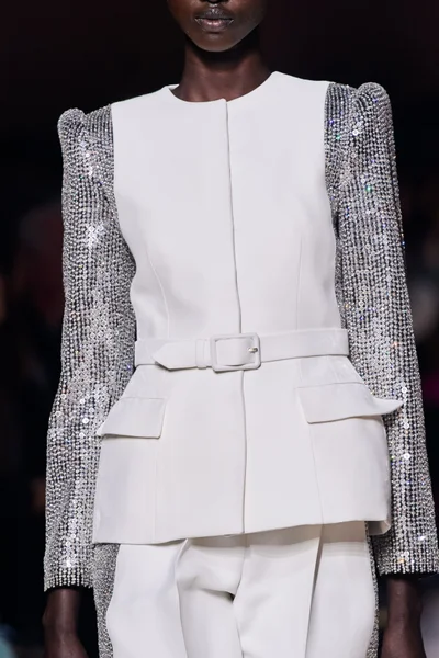 Look 82